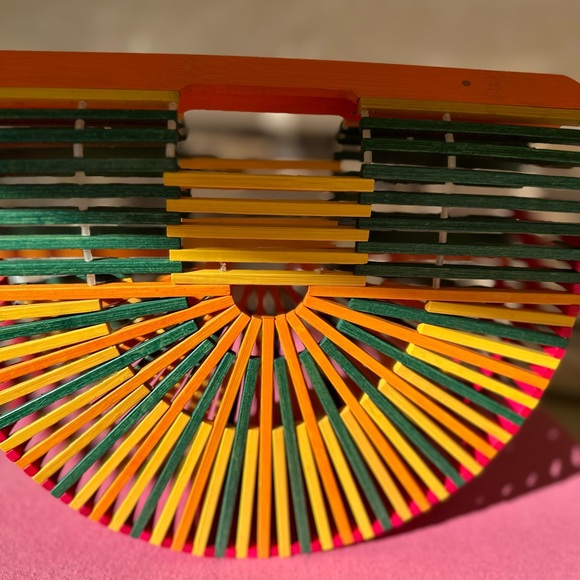 Handcrafted Bamboo Beach Tote -
Eco-Friendly & Stylish - Picture 7 of 12